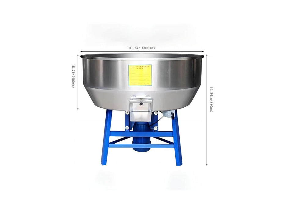 Vertical feed mixer machine with high-capacity drum – used for preparing customized livestock feed in bulk.