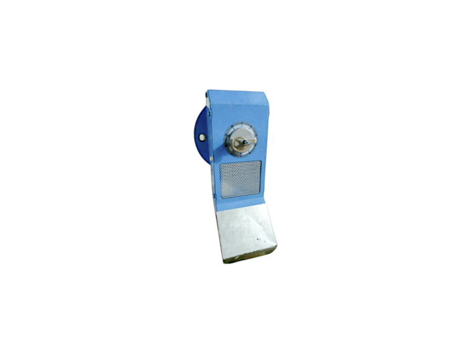 Outlet chute assembly for 6N70 rice huller – includes adjustable knob and dust filter for smooth operation.