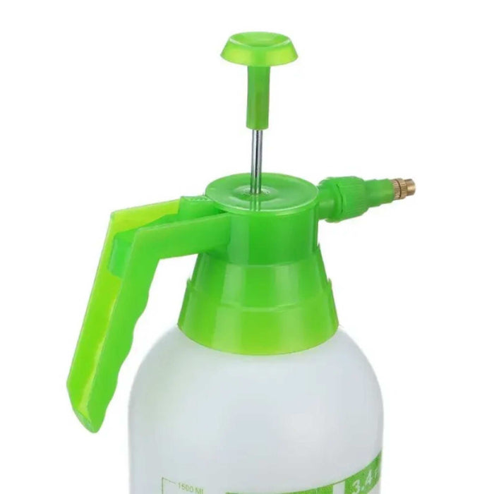"Neptune 2L Manual Pump Sprayer with Adjustable Shoulder Strap"