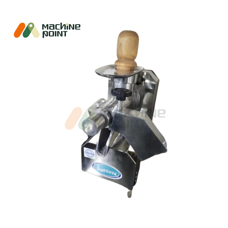 Orange juicer with pulp outlet and durable wooden press – designed for efficient juice extraction.