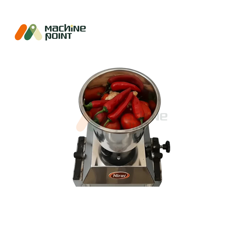 Top view of Heavy Duty Mixer filled with red chillies and garlic – ideal for commercial grinding.