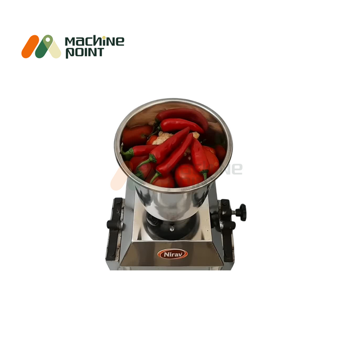 Top view of Heavy Duty Mixer filled with red chillies and garlic – ideal for commercial grinding.