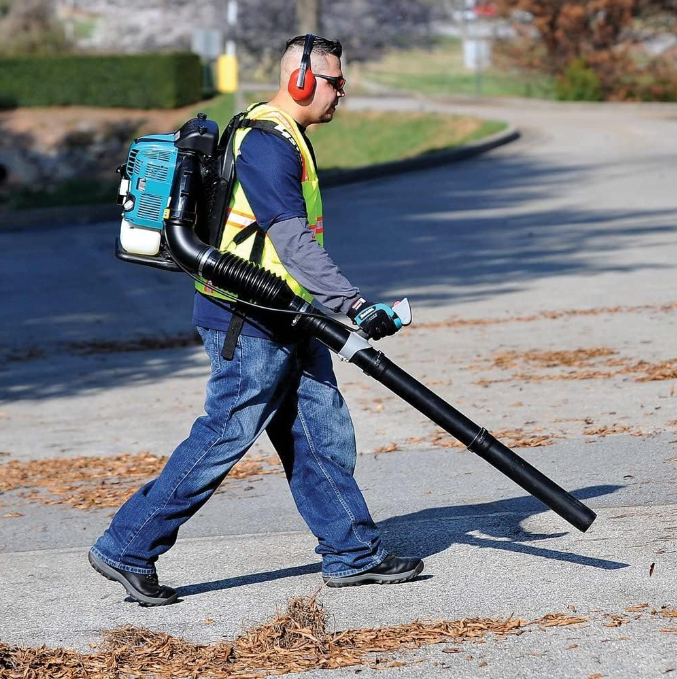 Backpack Petrol Leaf Blower with 75.6CC 4-Stroke Engine – Heavy-Duty Air Cleaner