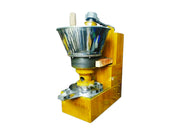 Heavy-duty wooden Kacchi Ghani oil mill with stainless steel hopper for groundnut, mustard, and coconut oil