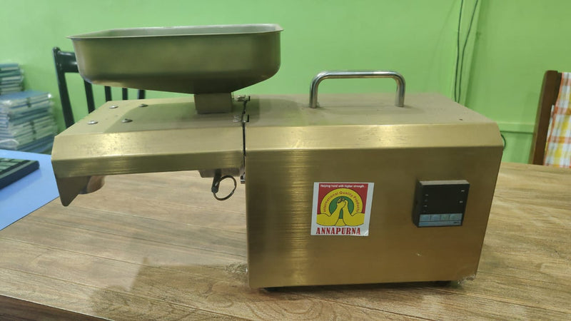 Fully automatic mini oil mill for home and commercial use – energy efficient and portable design